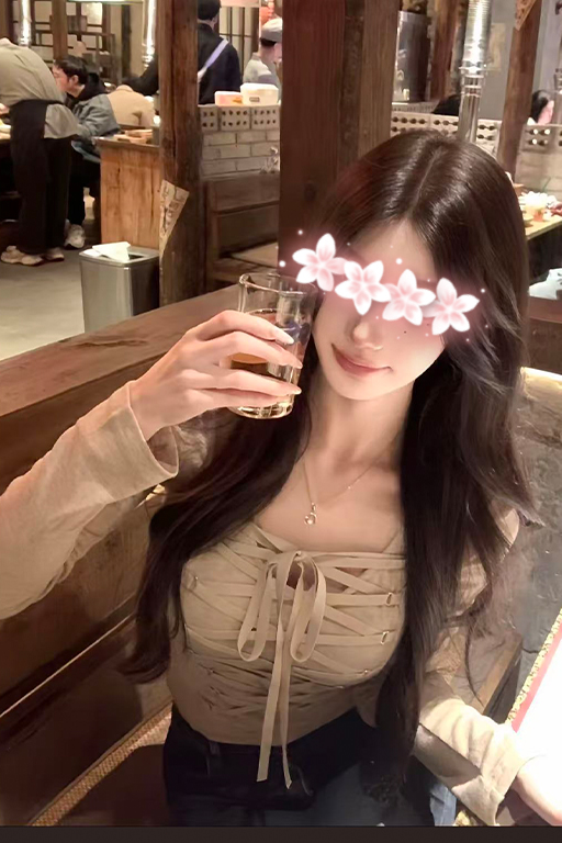 30776女孩.jpg